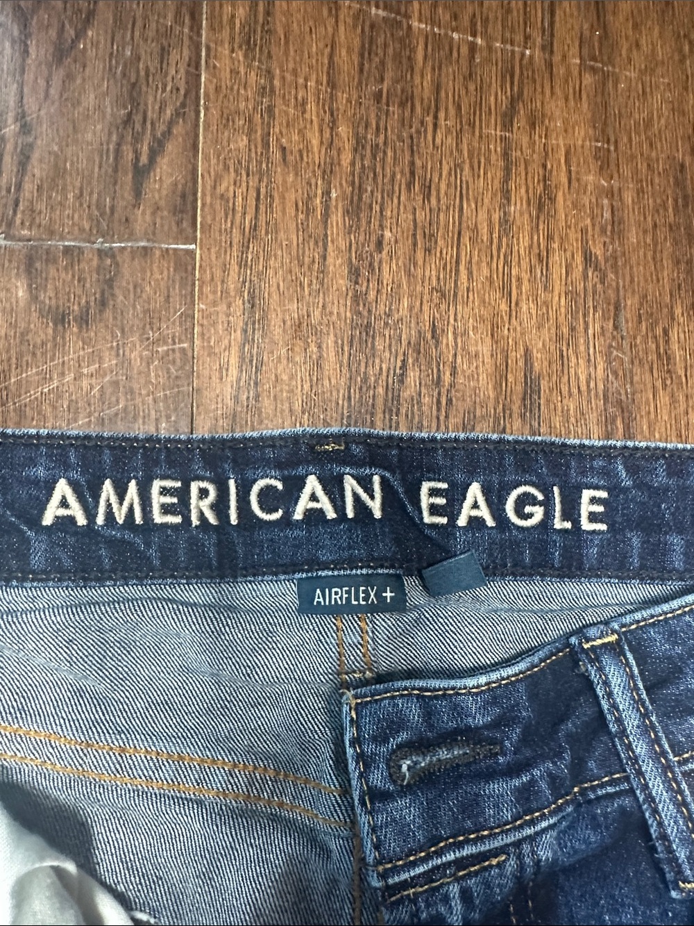 American Eagle Outfitters Men's Medium Blue Straight Jeans - Picture 2 of 4